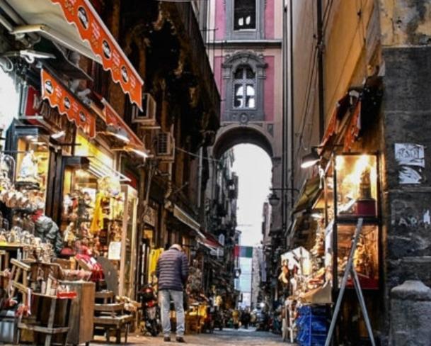نابولي Suite Robe' المظهر الخارجي الصورة